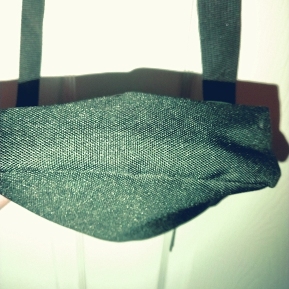 Canvas 🐢 Small Crossbody - Picture 3 of 7